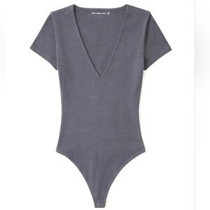 Abercrombie & Fitch Seamless V-Neck Bodysuit Medium
